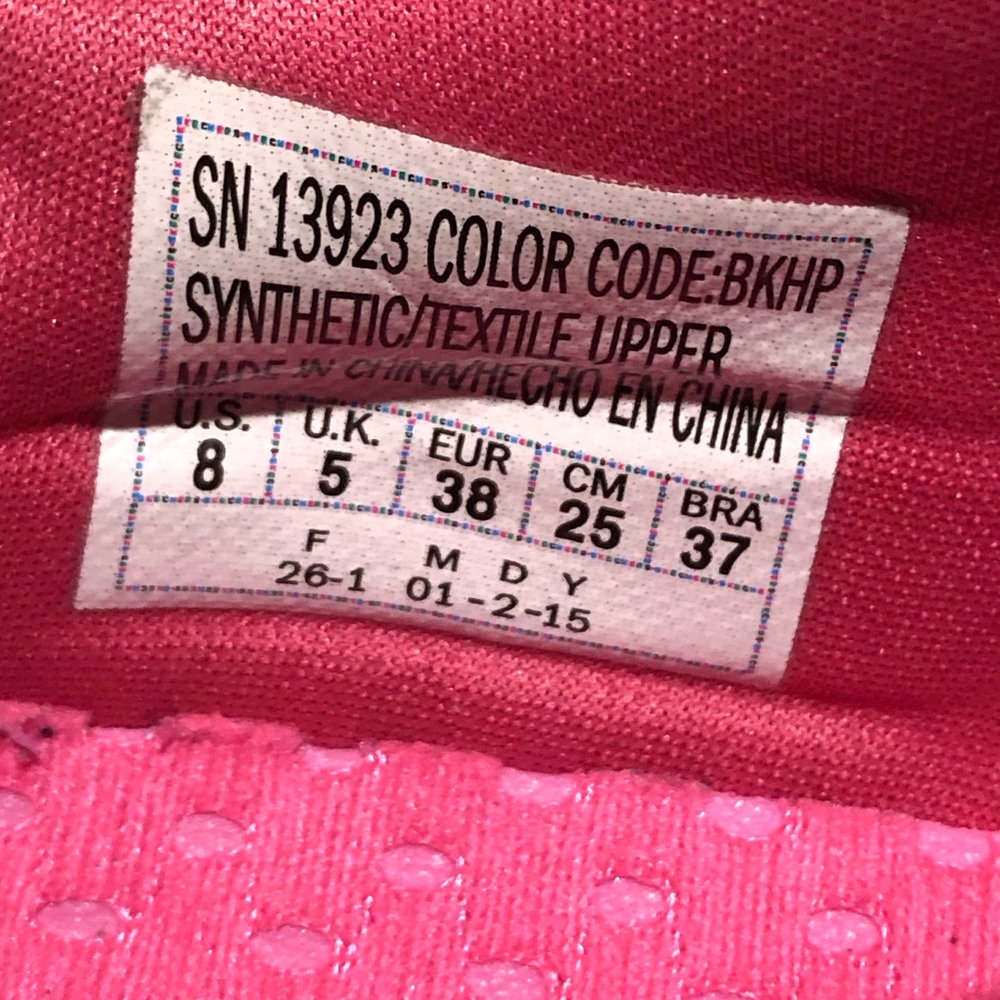 Skechers Go Fit women’s size 8 black and pink shoes. - Picture 9 of 10